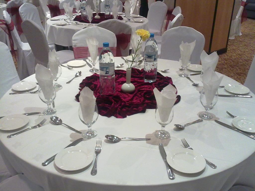 London Suites Hotel Dubai Dış mekan fotoğraf